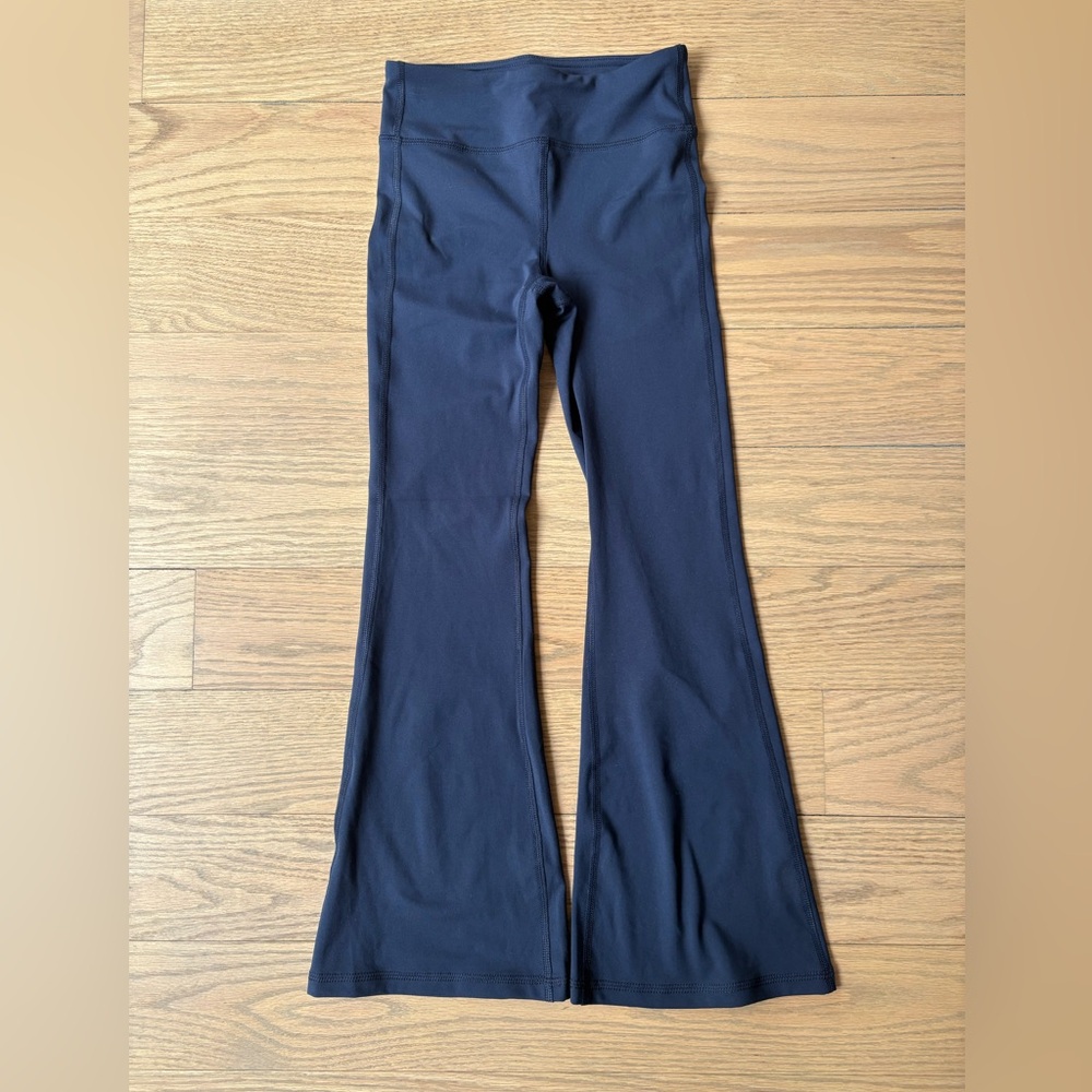 90 degrees brand flare leggings. Girls 7-8. Navy blue. New without tags!